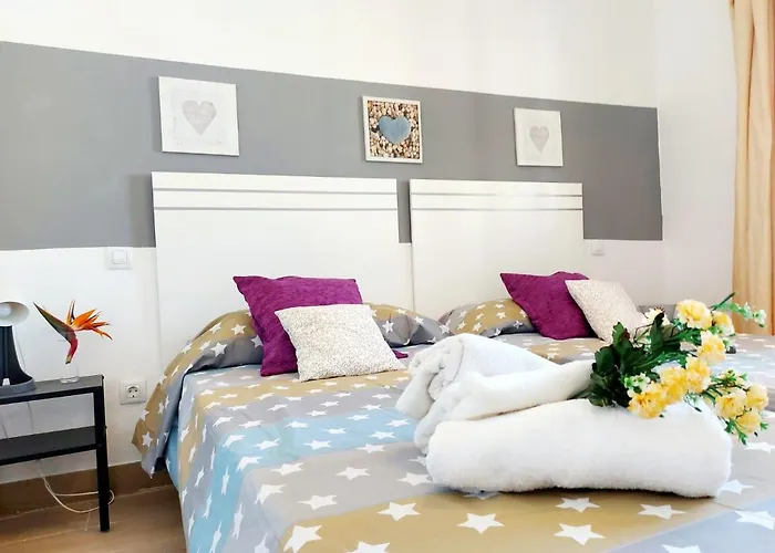 Estudios Center 公寓 *