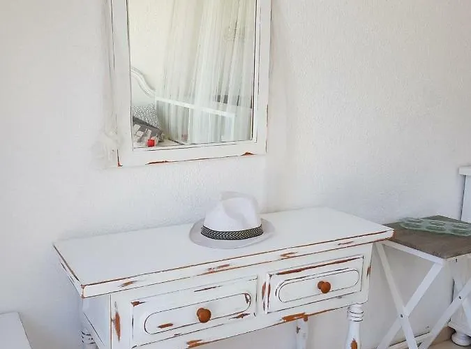 Estudios Center شقة *